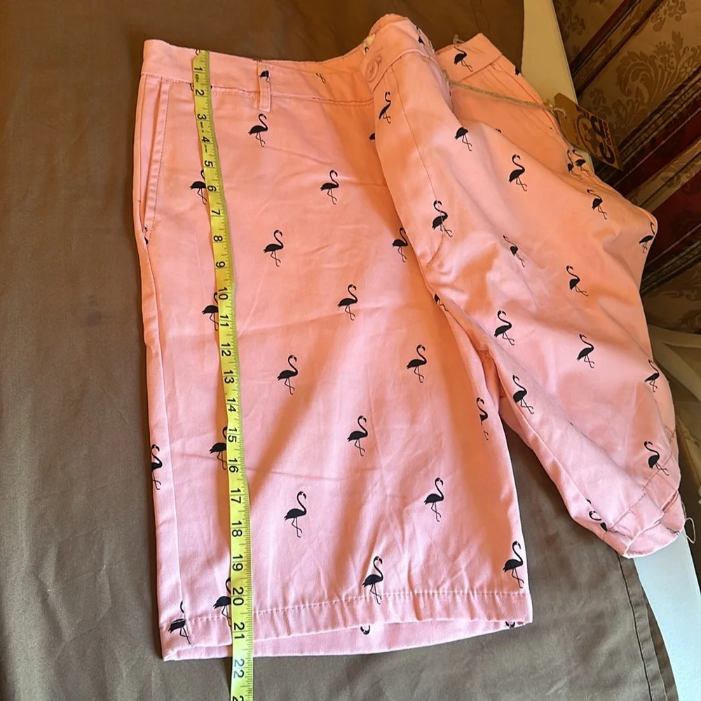 Cooper denim flat front shorts men’s pink flamingo print size 36